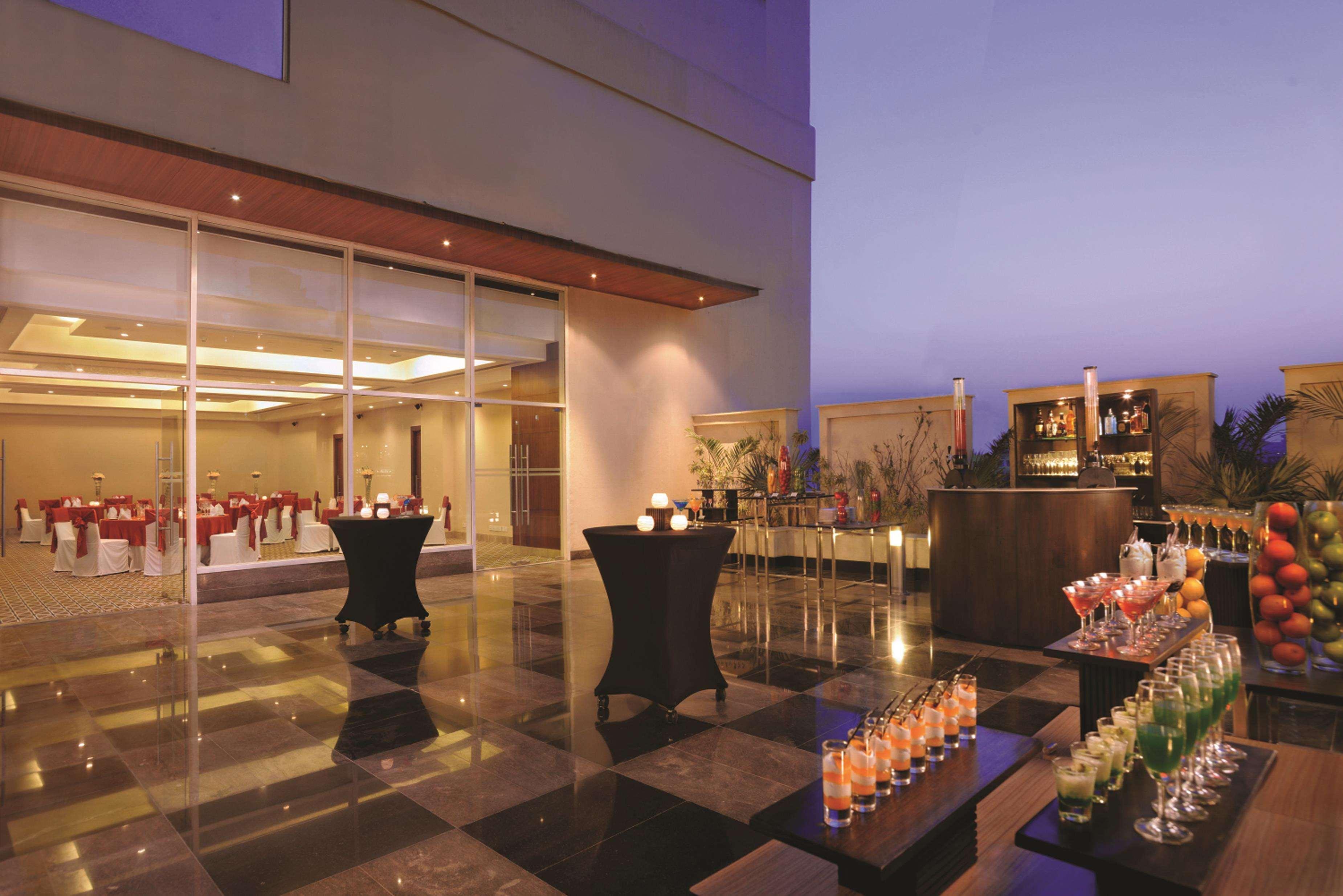 Doubletree By Hilton Gurgaon New Delhi Ncr Hotel Eksteriør billede