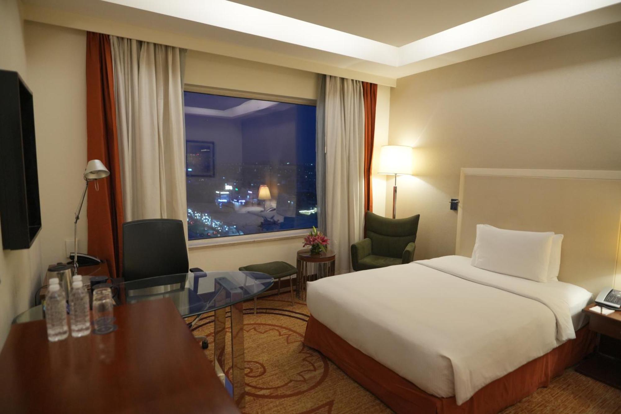 Doubletree By Hilton Gurgaon New Delhi Ncr Hotel Eksteriør billede