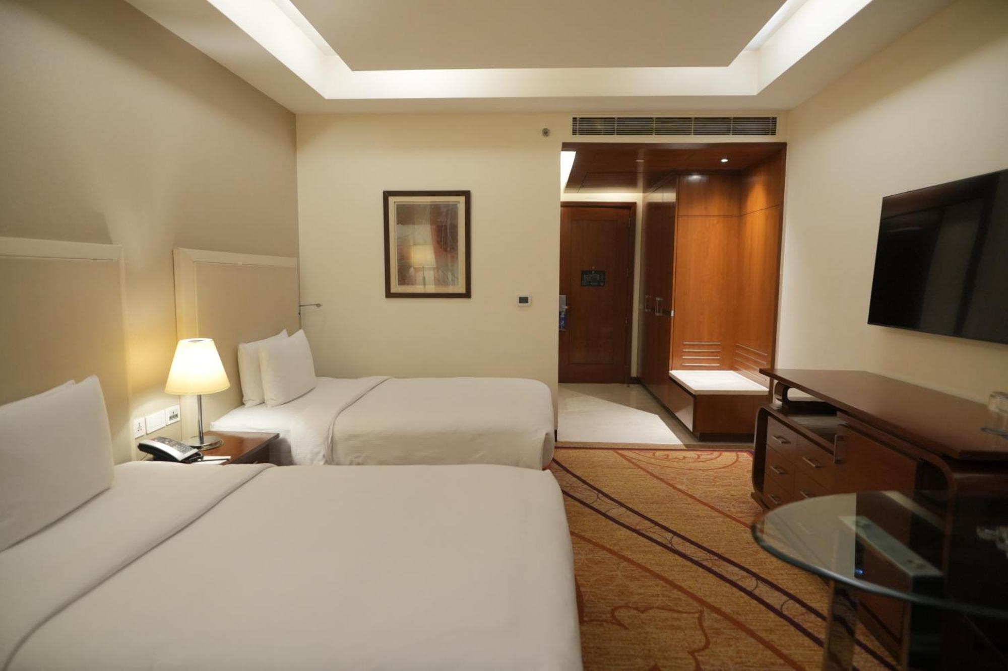 Doubletree By Hilton Gurgaon New Delhi Ncr Hotel Eksteriør billede